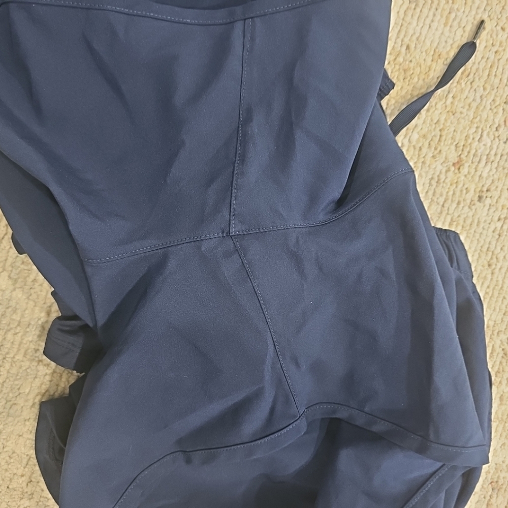 New Balance, Reebok Shorts Navy Blue Size Medium - Picture 8 of 11